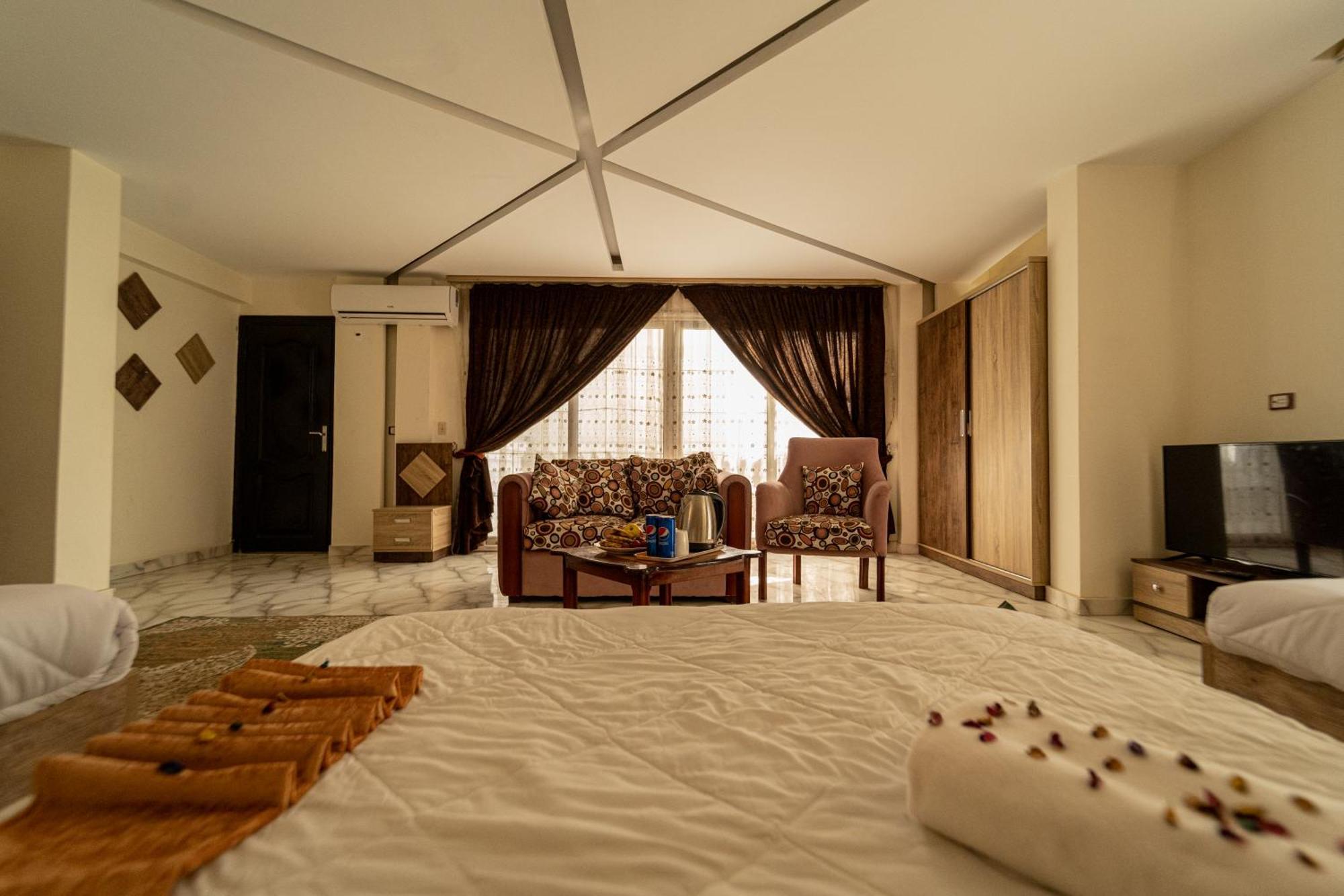 Gardenia Hotel Pyramids View Nazlet el-Sîsi Buitenkant foto
